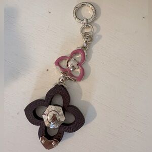 Henri bendel key chain
